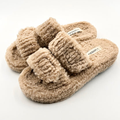 Faux shearling slippers in brown