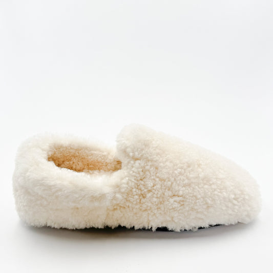 Cloud Nine Luna sheepskin slippers