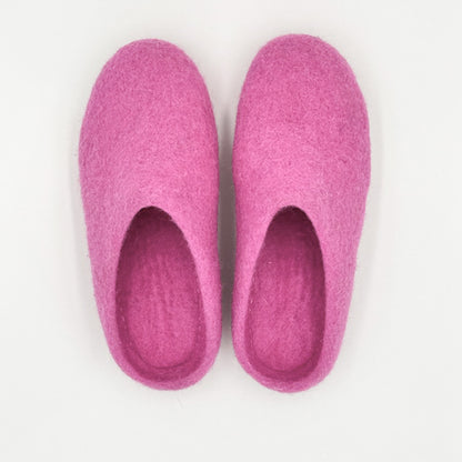 Merocoat handmade pink wool slippers