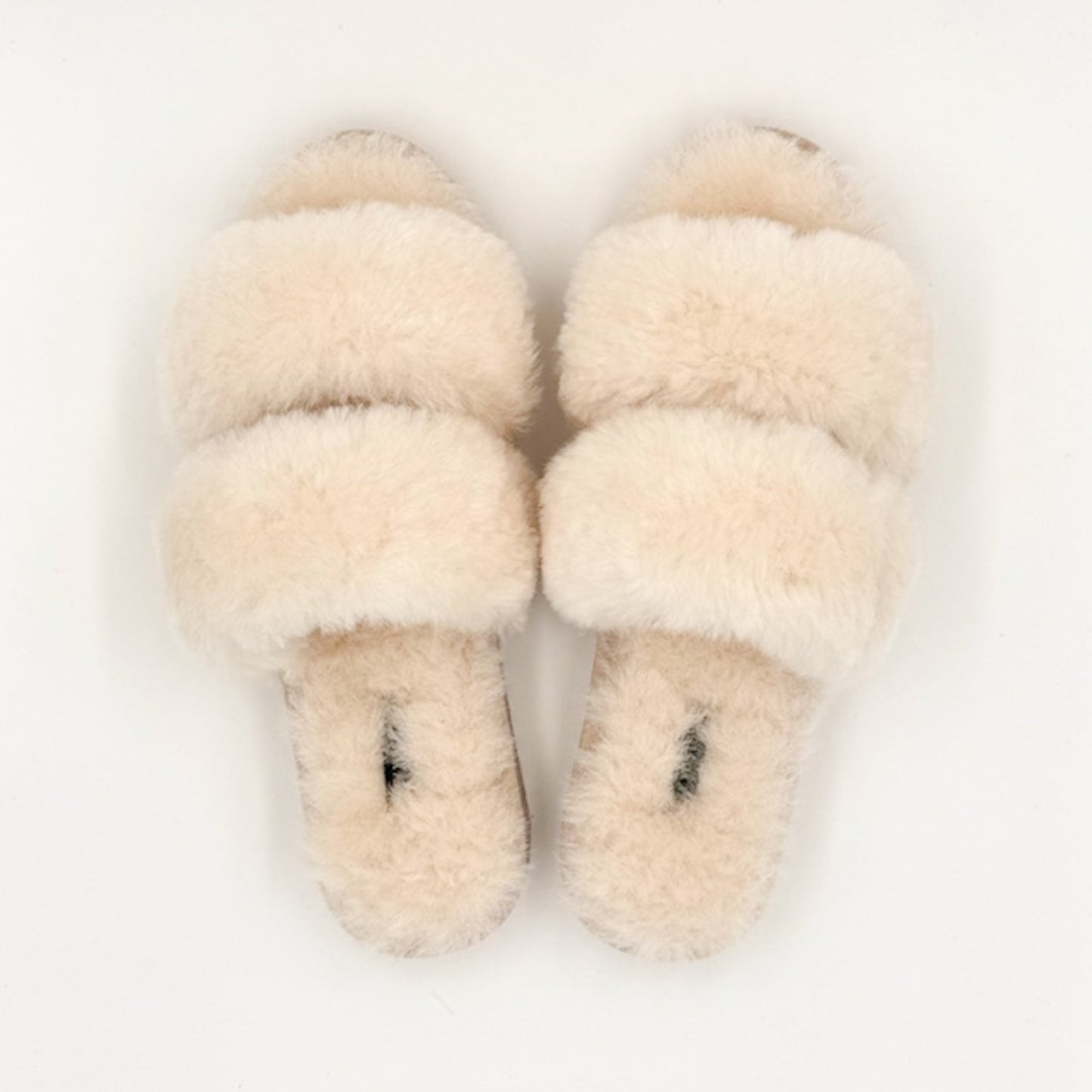 Pretty You Jinx sheepskin slippers